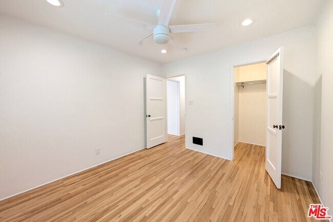 Foto del edificio - 1030 5th St