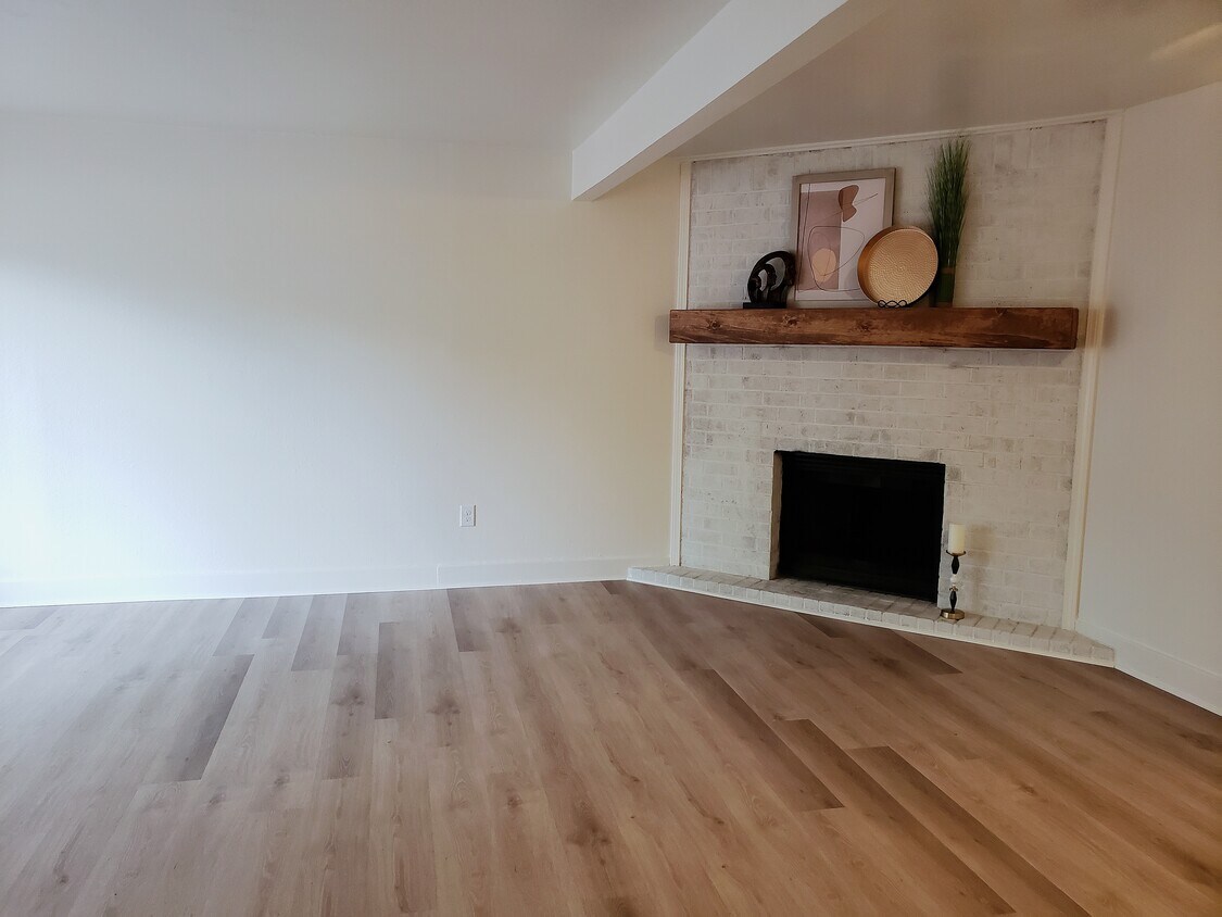 3345 O'Neal Ln Unit B, Baton Rouge, LA 70816 3345 O'Neal Ln Baton