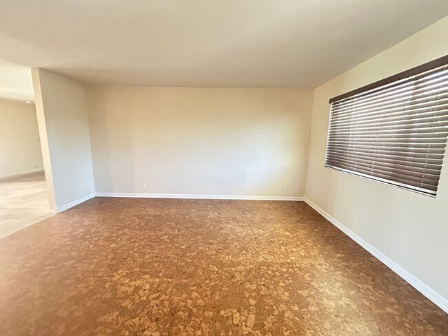 Foto del edificio - 4 Bedroom 3 Bathroom Parkway Manor 2 Home
