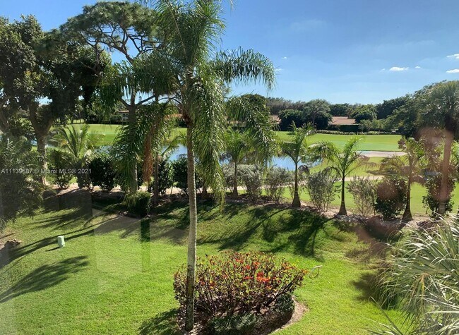 Building Photo - 6662 Boca del Mar Dr