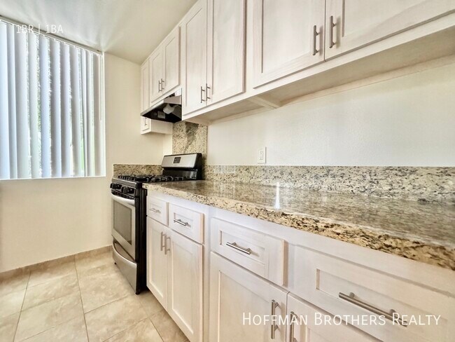 Foto del edificio - 1225 N Cherokee Ave
