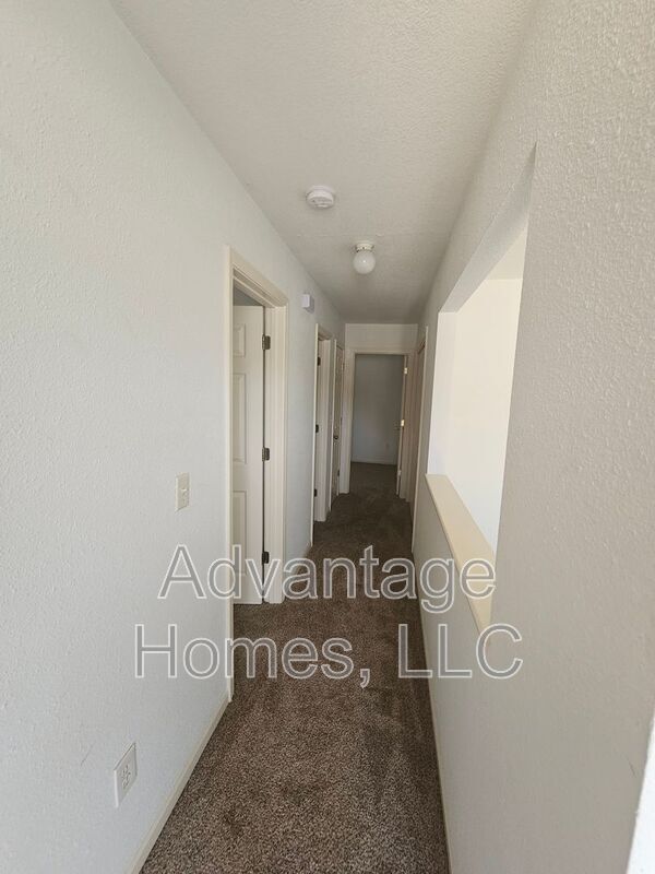 Building Photo - 801 Johnson Cir