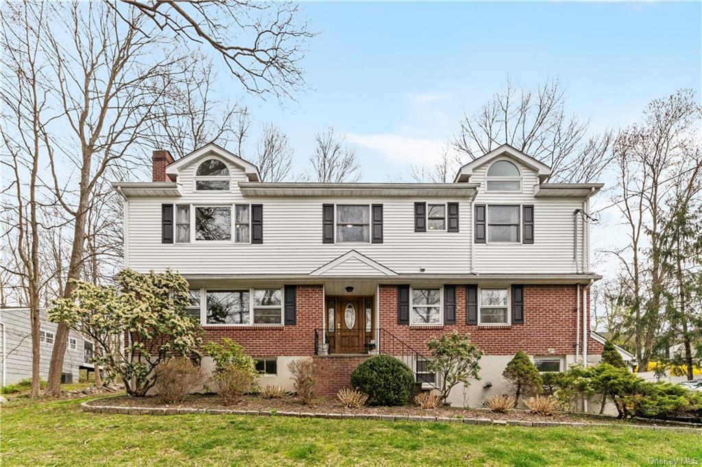 Foto principal - 89 Goldens Bridge Rd
