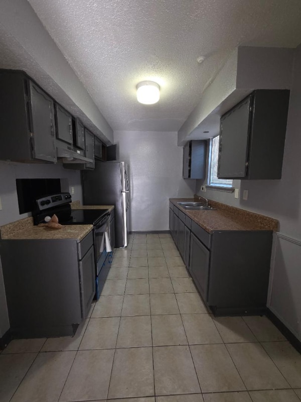 Foto del edificio - 7843 Sail St