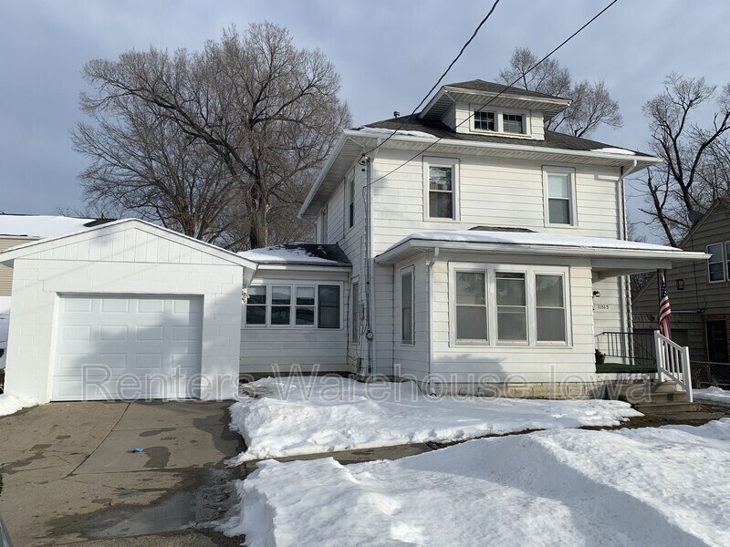 Primary Photo - 1151 65th St
