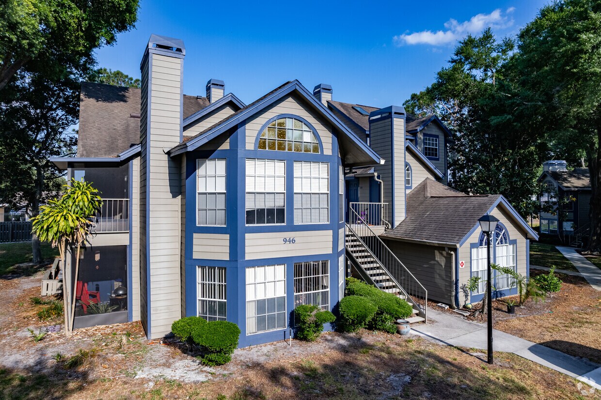 Hidden Village Apartments in Lake Mary, FL