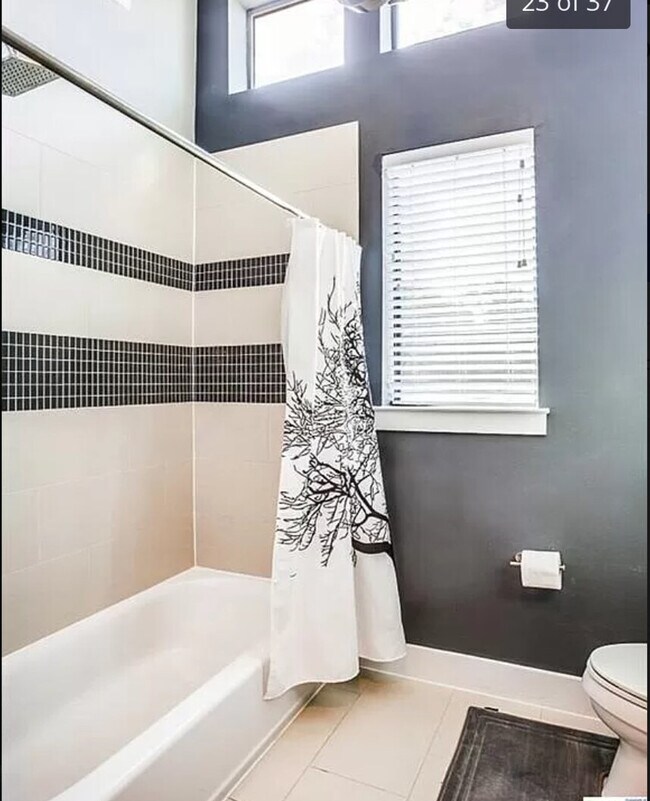 Foto del edificio - 12715 Trail Driver