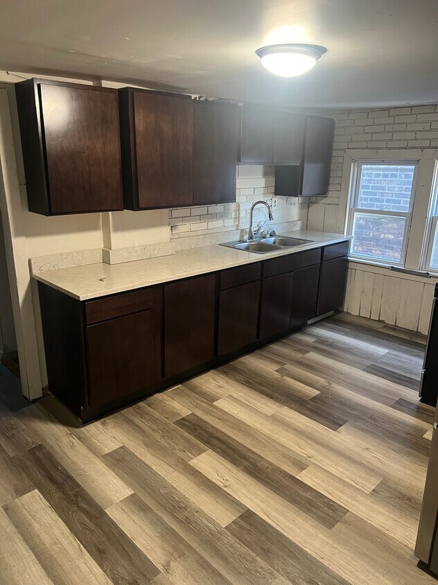 Foto principal - 1862 Indianapolis Blvd