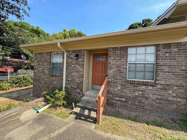 Building Photo - 3602 Chaffin St