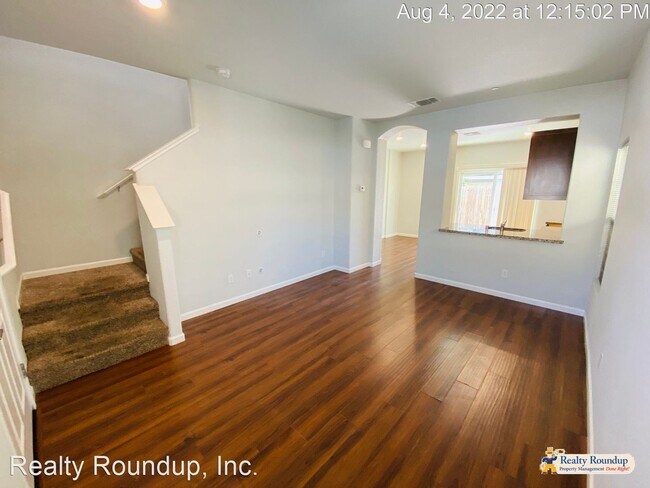 Foto del edificio - 3 br, 2.5 bath House - 8160 Creeping Willo...
