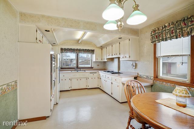 Building Photo - 4 br, 2 bath House - 4240 West 108th Place