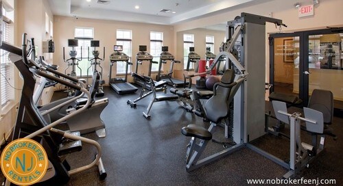 Foto del edificio - 383 Nordhoff Pl