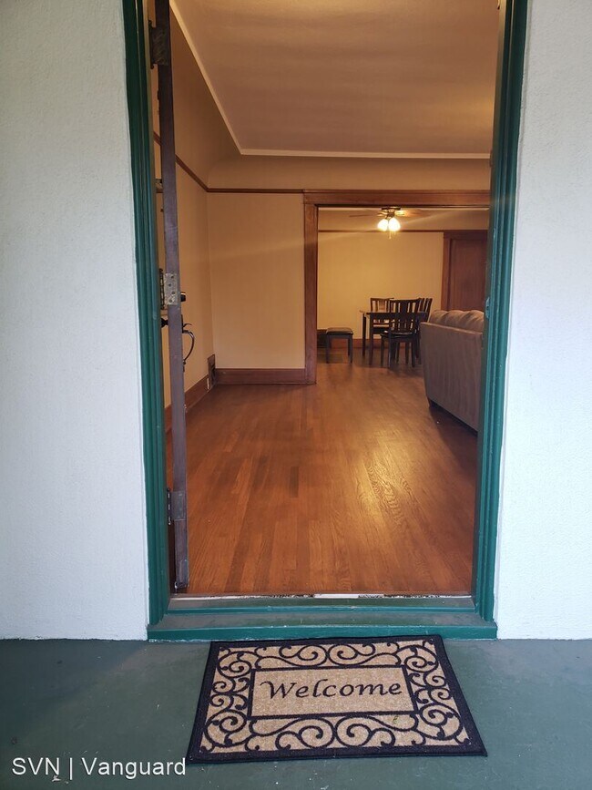Foto del edificio - 1 br, 0.5 bath Room For Rent - Old Town Or...