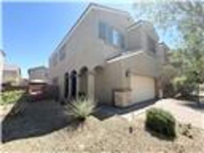 Foto del edificio - spacious 4 bedroom 2.5 bath home