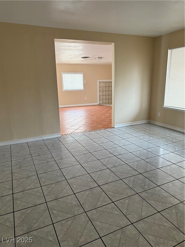 Foto del edificio - 5504 W Bartlett Ave