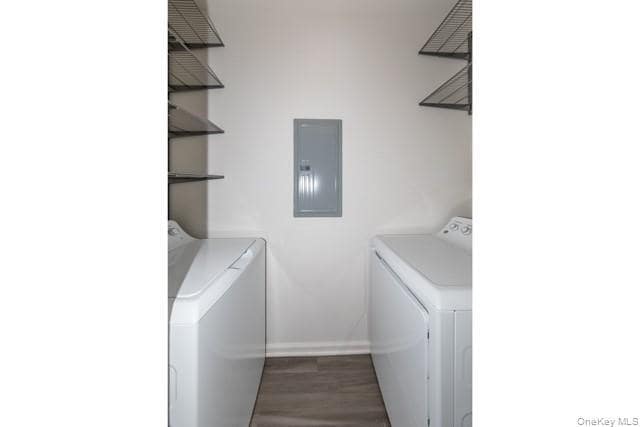 Foto del edificio - 1 Charles Pond Dr