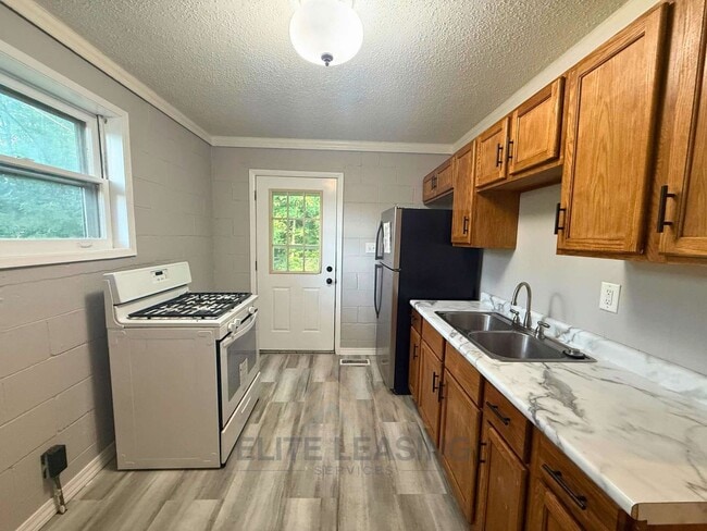 Foto del edificio - Cozy 2-bedroom duplex Available Now!