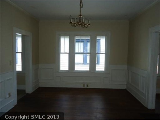 Foto principal - Single Family - Two Bedroom, One Bathroom ...