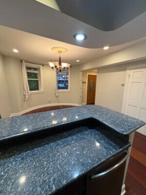 Foto del edificio - 106 E Brookline St
