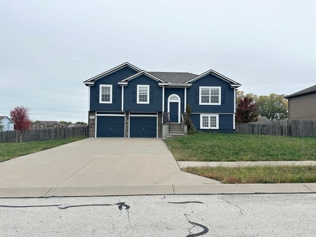 Foto del edificio - 3 Bed | 2.5 Bath | 2 Car Split Level Home in Belton