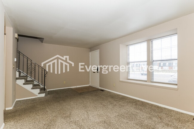 Building Photo - 7566 Mt Whitney