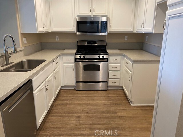 Building Photo - 49 Tradewinds