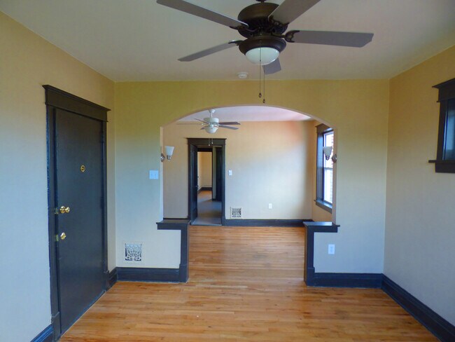 Foto del edificio - 3935 Michigan Ave