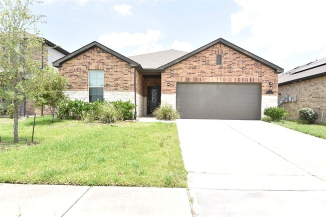 Building Photo - 23006 Forebear Dr