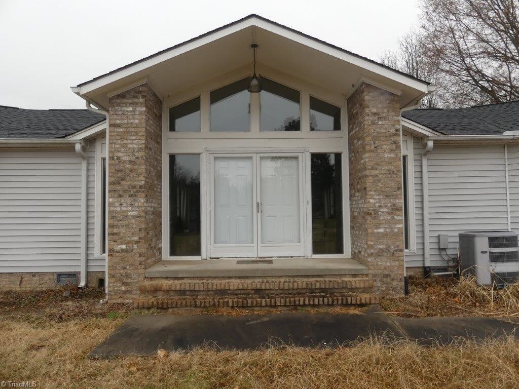 1.5 Windchime Dr, Deep River, NC 27235 House Rental in Deep River, NC