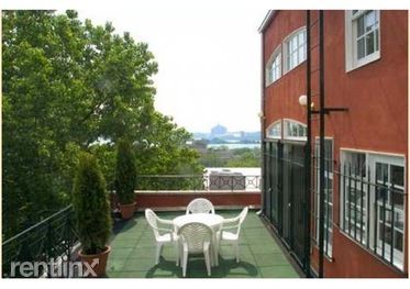 Foto del edificio - 312 E 95th St