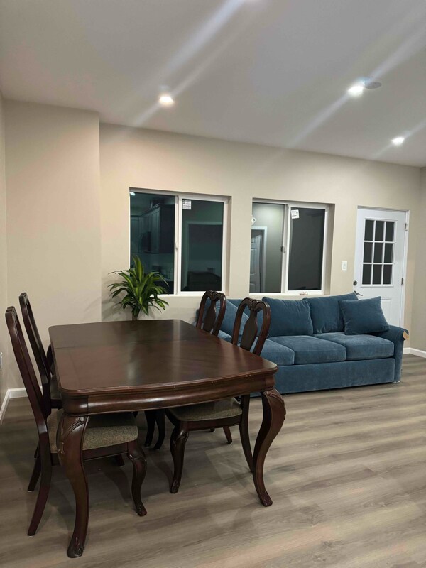 Foto del edificio - 4709 Lorelei Ave