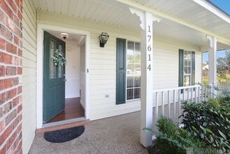 Building Photo - 17614 Sugar Mill Ave