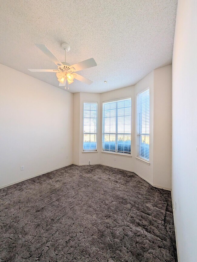 Building Photo - 8909 19th St