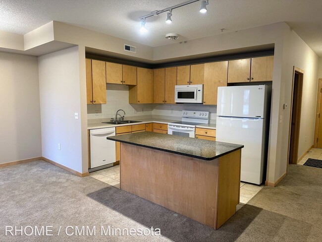Building Photo - 1 br, 2 bath House - 2201 Village Ln #A101