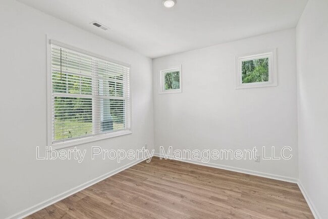 Foto del edificio - 472 Copperleaf Dr