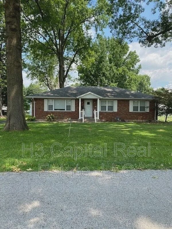 Foto principal - 2111 Clark Ave