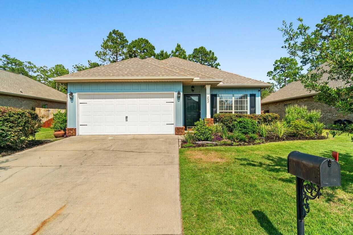 Foto principal - 282 Whispering Lake Dr