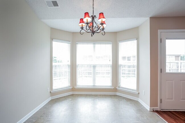 Foto del edificio - 2745 Dry Well Cove