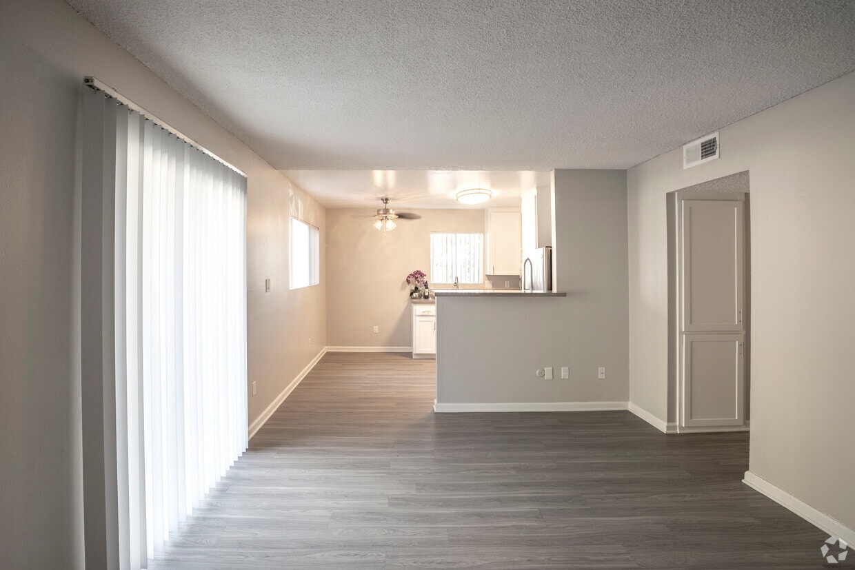 Echo Pointe Apartments In La Mesa Ca Westside Rentals