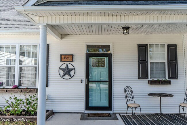 Foto del edificio - 425 N Belvedere Dr