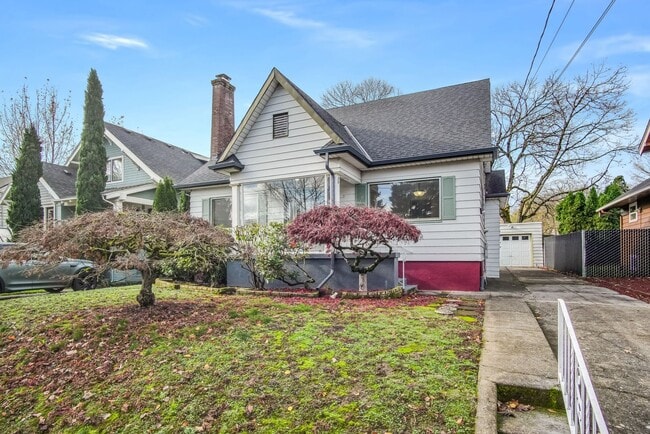 Photo - Beautiful 3 Bed, 1 Bath Rental Home in Irvington Portland!