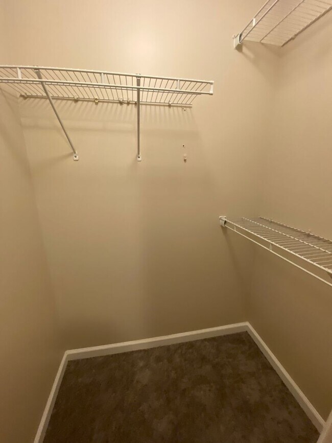 Foto del edificio - 215 Gard St