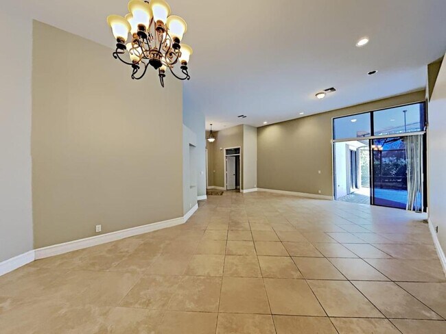 Building Photo - 1076 Deerwood Ln