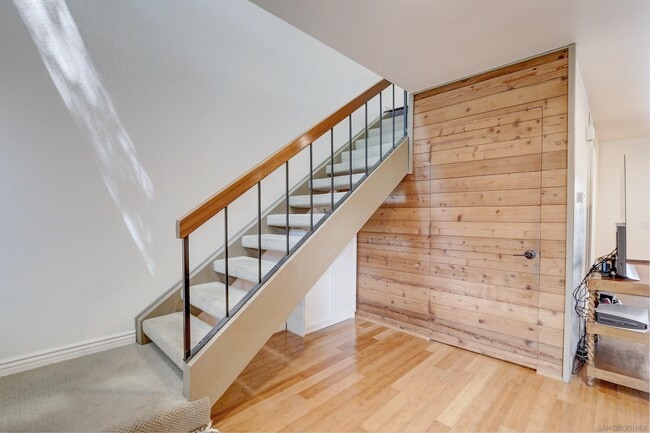 Building Photo - 4084 Crystal Dawn Ln