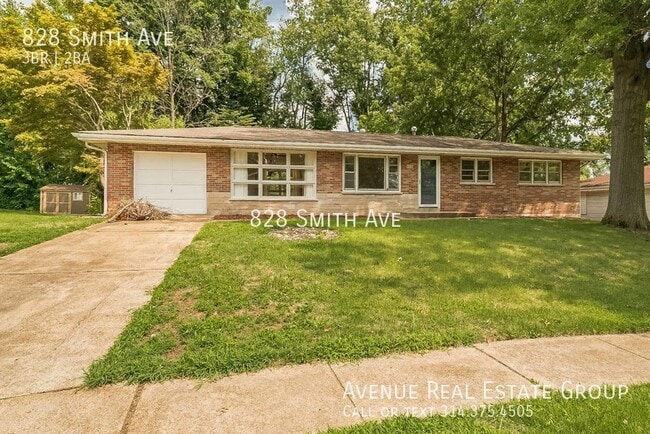 Building Photo - Welcome Home! This light-filled, refreshed...