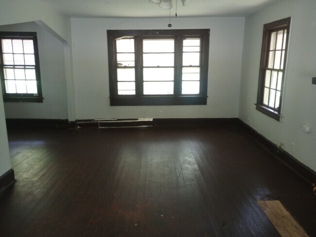 Foto del edificio - 3 Bedroom 1 Bathroom