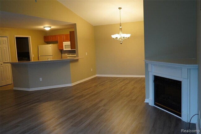 Foto del edificio - 44036 Rushcliffe Dr