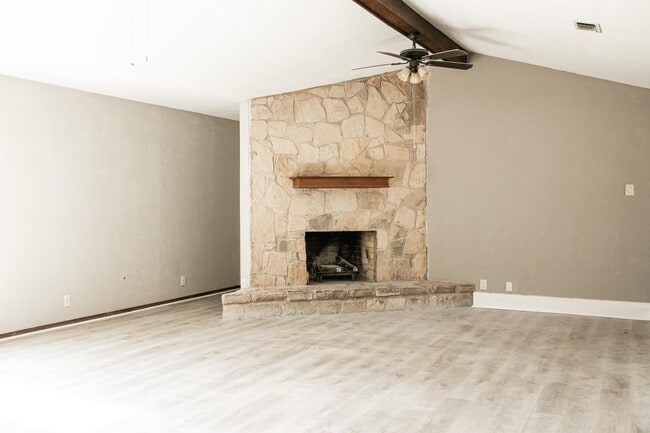Building Photo - 216 Warbonnet Trail