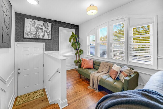 Foto del edificio - 10516 S Eggleston Ave