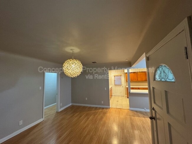 Building Photo - 17024 Crenshaw Blvd